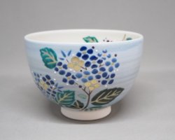 画像1: 青釉　紫陽花絵　茶碗