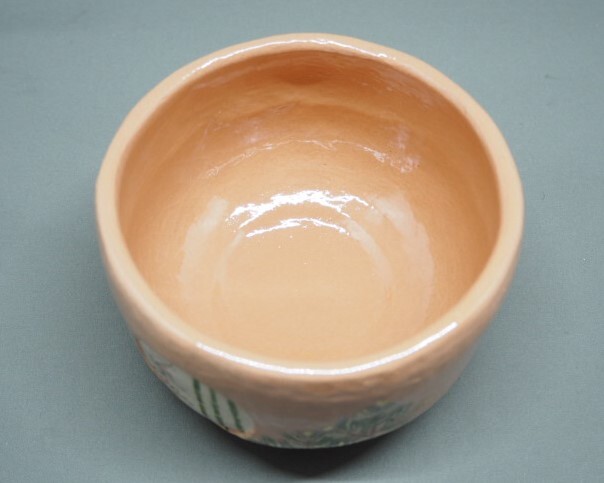 画像4: 枇杷釉　格子窓に松竹梅絵　茶碗